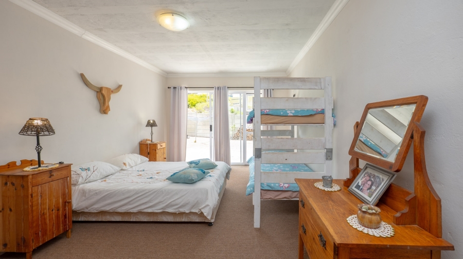 3 Bedroom Property for Sale in Struisbaai Western Cape